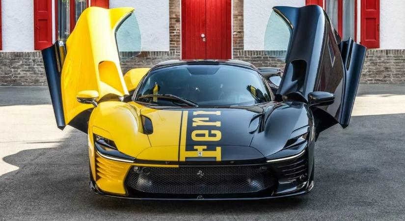 Új rekord: 8,8 milliárd forintot fizettek egy új Ferrariért