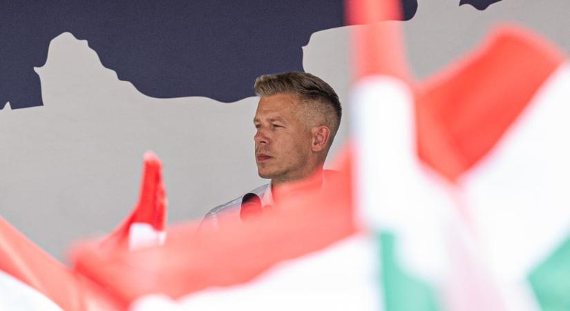 Magyar Péter: Orbán Viktor kezdeményezze, hogy a Putyin-Zelenszkij találkozónak Budapest adjon otthont