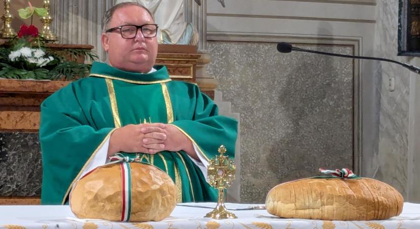 Szent István ünnepség Léván