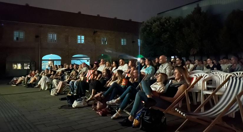 Ettől nézel majd, mint a moziban: különleges programmal készülnek Pécsen