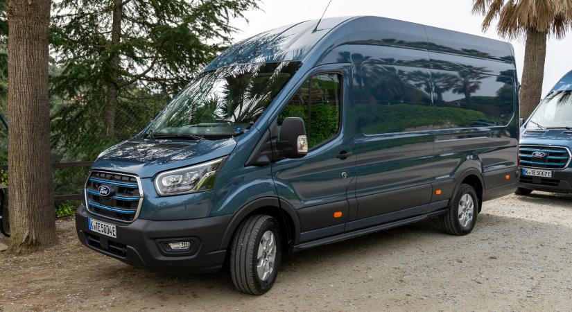 Elektromos furgonok: feltámadt a Ford