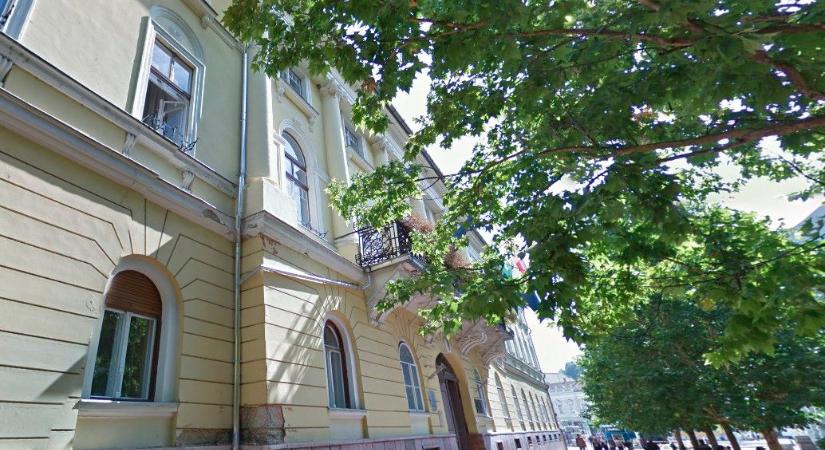 Egymilliárdból újítják fel a miskolci megyeházát