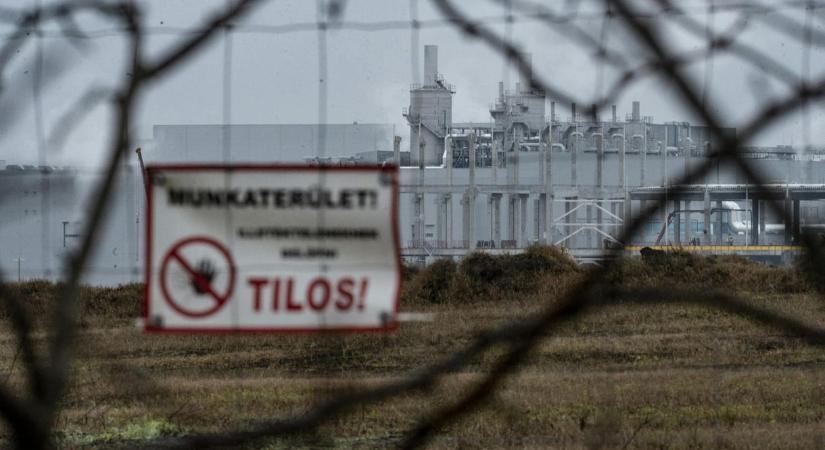 Arról ír a koreai sajtó, hogy a koreai akkugyárak világszerte csak a kapacitásuk felén termelnek