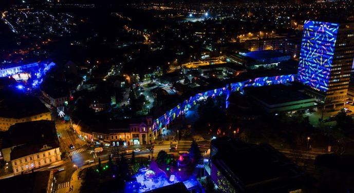 TŰZIJÁTÉK HELYETT – Fényfestés és fényjáték