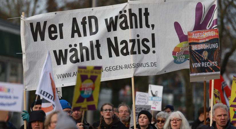 Magyar kapcsolatok bizonyítják az AfD támogatta polgármesterjelölt neonáci hátterét