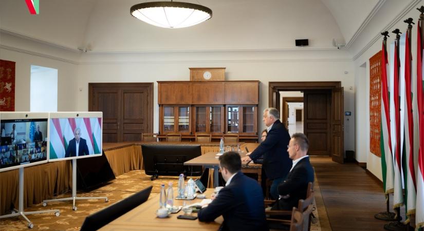 Orbán Viktor videókonferencia keretében tárgyalt az EU állam- és kormányfőivel