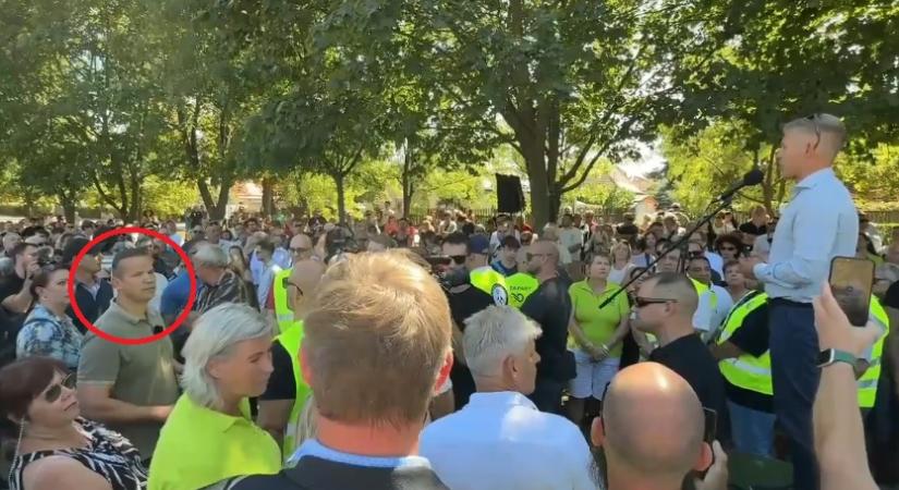 Toroczkai László megzavarta Magyar Péter fórumát – “Majdnem annyian vannak, mint a Pride-on” – vágott vissza a Tisza elnöke