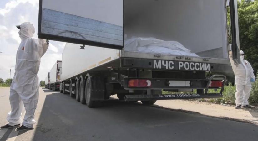 Ukrán olajfinomítóra mért csoportos csapást az orosz hadsereg