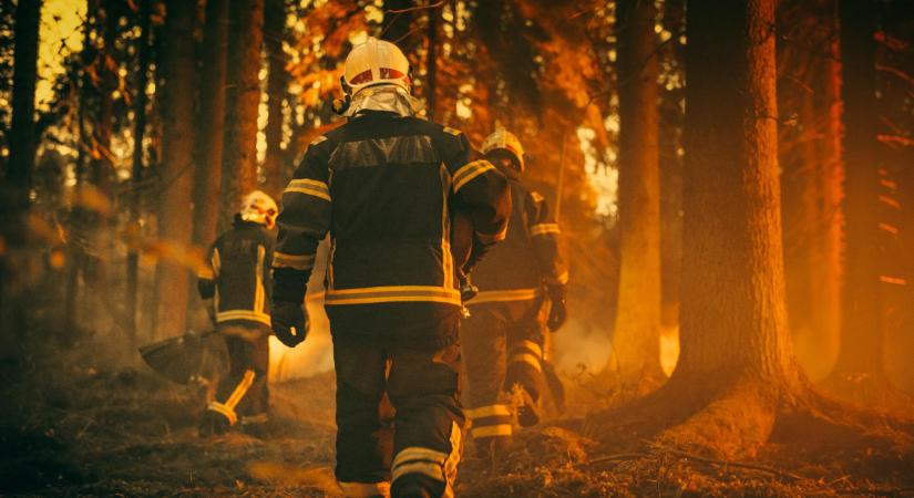 Továbbra is emberfeletti küzdelem zajlik a lángokkal Spanyolországban