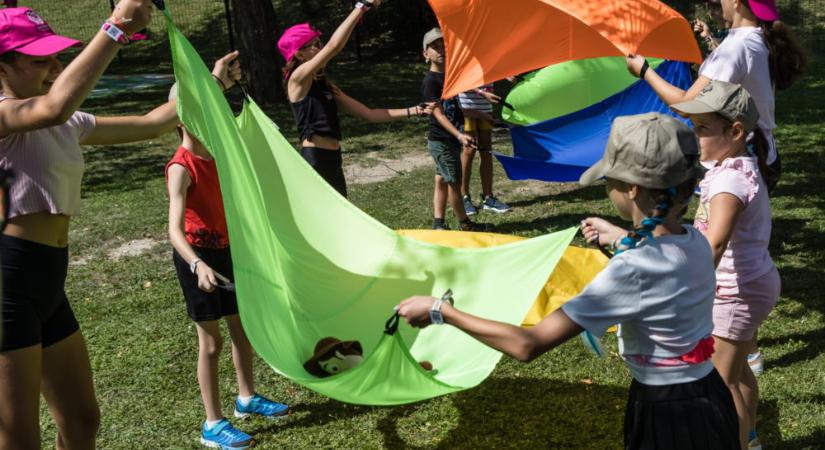 Több mint 100 ezer gyerek jutott el vándortáborba 2017 óta