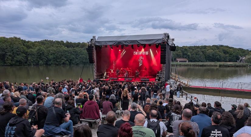 Metál a tó mellett – hasított a Paradise Lost és a Cemetery Skyline Szebenben