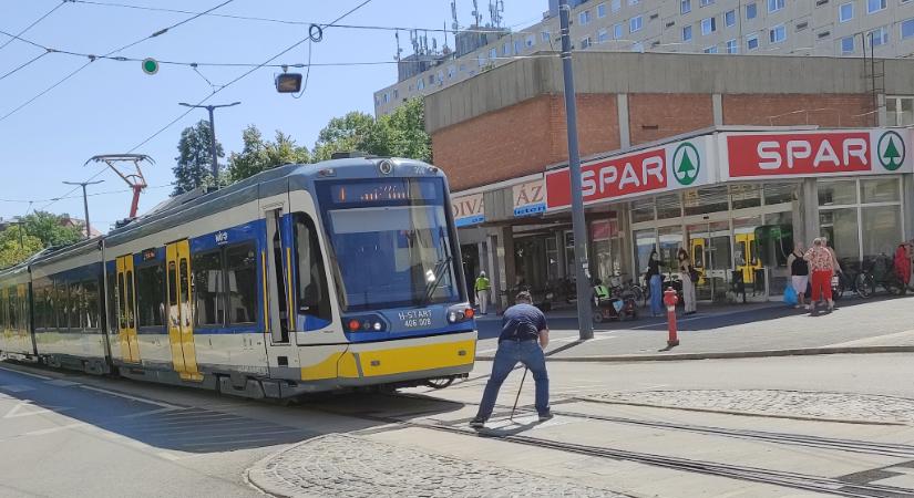 Kőkorszaki megoldás a tram-train vásárhelyi kézi váltóállítása