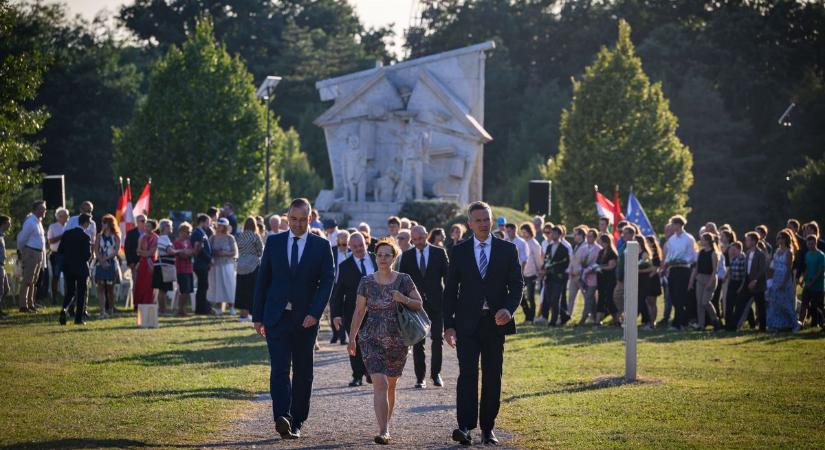 Ünnepi megemlékezés a szabadság szimbólumánál - 36 éve volt a határáttörés