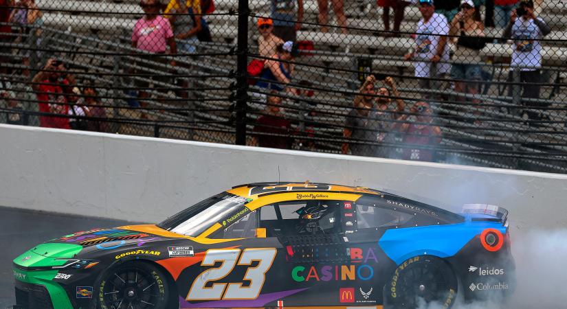 Charterháború: A NASCAR állítja, jobban fizet a csapatoknak, mint a Forma-1