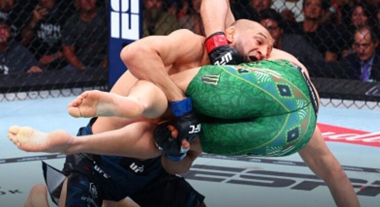 Kamaru Usman: Chimaev sok hibát vétett a UFC 319-en Dricus ellen