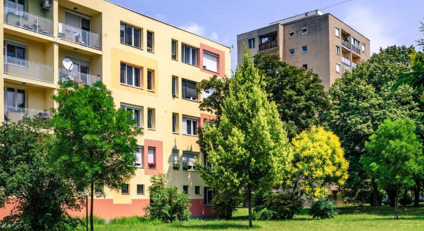 Forró nyári idő vár ránk sok napsütéssel és délutáni záporokkal