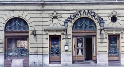 Egy eltűnt étterem nyomában – Az óbudai Postakocsi, ahol még Krúdy Gyula is mulatott