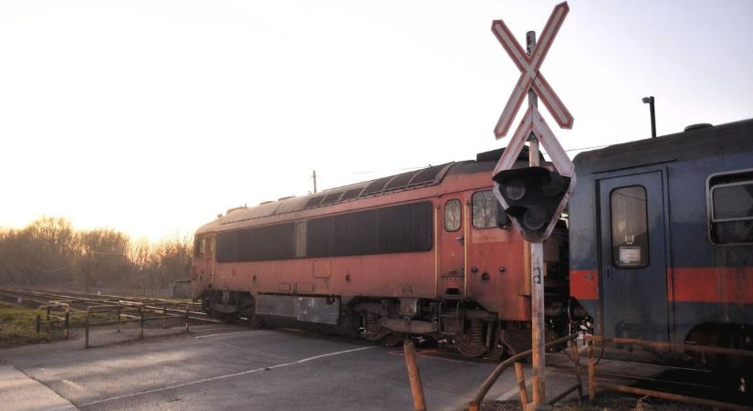 Fontos horvát vasútvonalat ért baj, magyar turistákat is érintheti