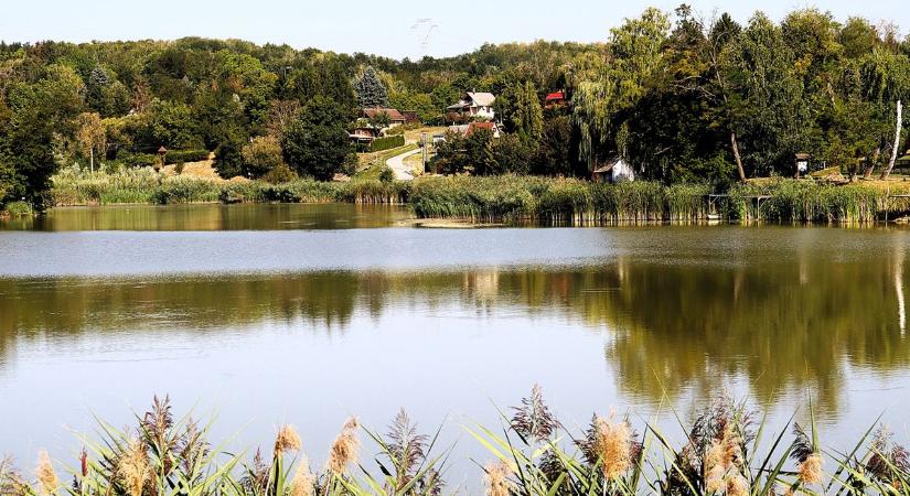 Dél-Zala egyik kedvelt horgásztava még mindig felújításra vár - öt éve történt az áradás (galéria)
