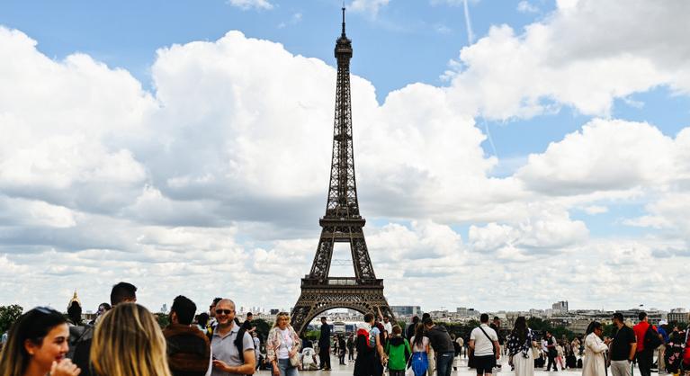 Ezért magasabb az Eiffel-torony nyáron