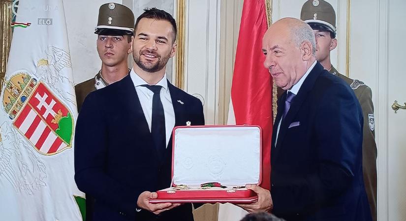 Két szabolcsi űrhajós kapta a legmagasabb kitüntetést