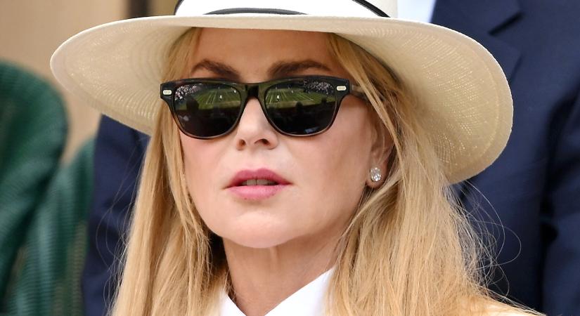 Elképesztő családi fotók! Nicole Kidman megmutatta göndör haját és tinédzser lányait