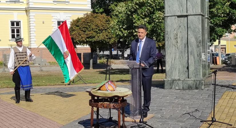 Márki-Zay Péter: „Szent István a Kelettel szemben a Nyugatot választotta”