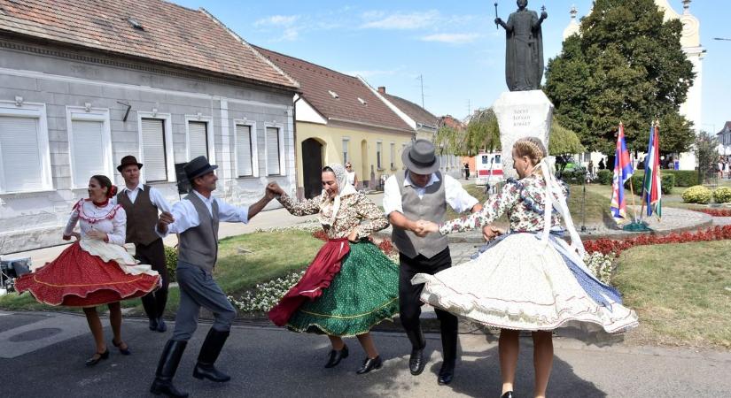 Szent István öröksége mindannyiunkban tovább él - Fotók a mosonmagyaróvári ünnepi műsorról