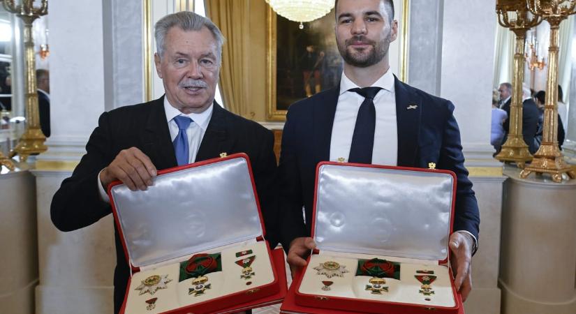 Kapu Tibor és Farkas Bertalan Szent István Rend kitüntetést kapott