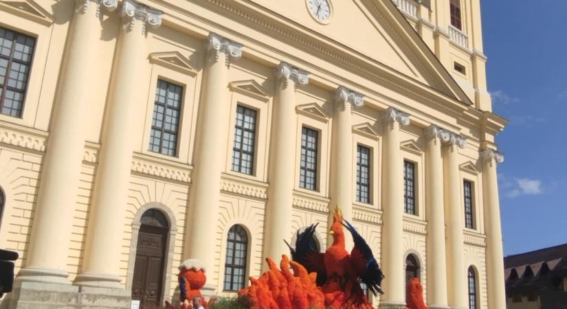 A CATL a 2025-ös virágkarnevál főtámogatója – ez motiválta a kínai akkumulátorgyártó vállalatot