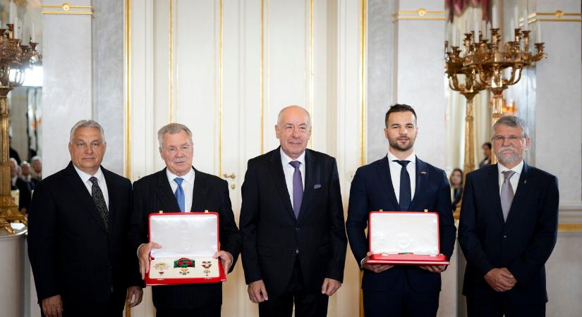 Farkas Bertalan és Kapu Tibor vette át a Magyar Szent István Rendet