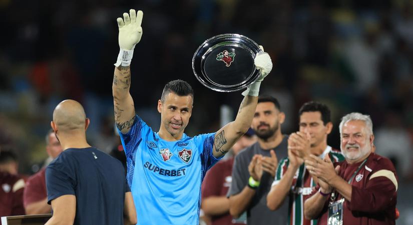 Megtörtént a „lehetetlen” – Megdőlt Peter Shilton rekordja