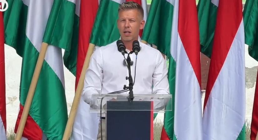 Magyar Péter Szent István-programot hirdetett – hosszú évekre jelölt ki prioritásokat a Tisza vezetője