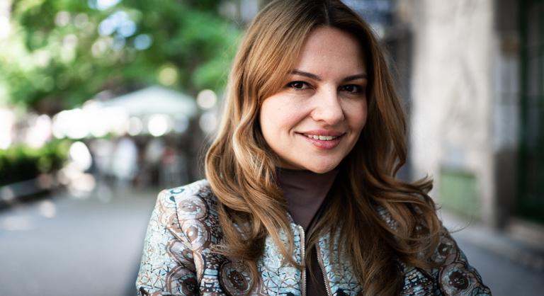 Zsákutcának tartja a Fidesz másolását, és lát egy nagy különbséget Varga Judit és Dobrev Klára között