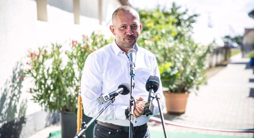 Forrást vonna el a falvaktól Magyar Péter Gyopáros Alpár szerint