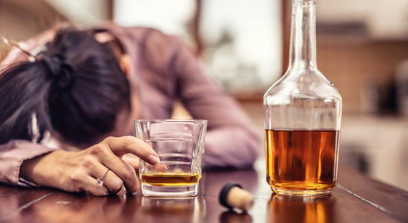 Ettől Zacher Gábor beájulna: bődületes, mennyi alkoholt iszik egy átlag magyar