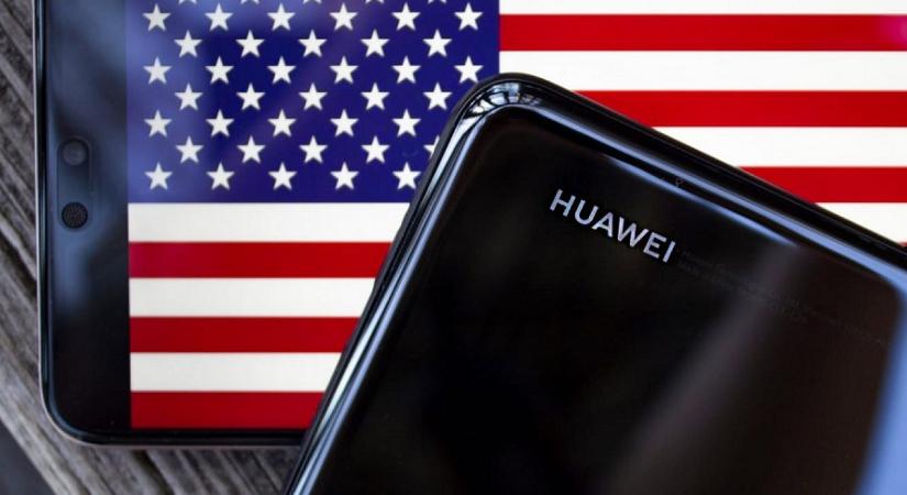 Donald Trump azért még utoljára odaszúrt egy nagyot a Huawei-nek