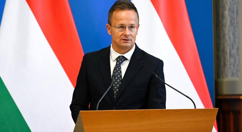 Szijjártó Péter: az Európai Bizottság hallgat, ez beszédes (videó)