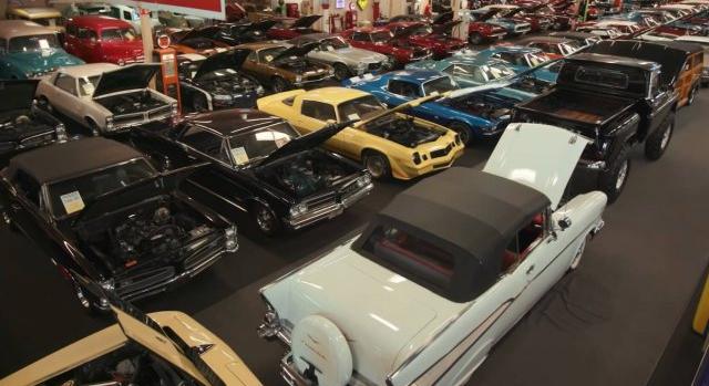 Kalapács alá kerül az amerikai Muscle Car múzeum gyűjteménye