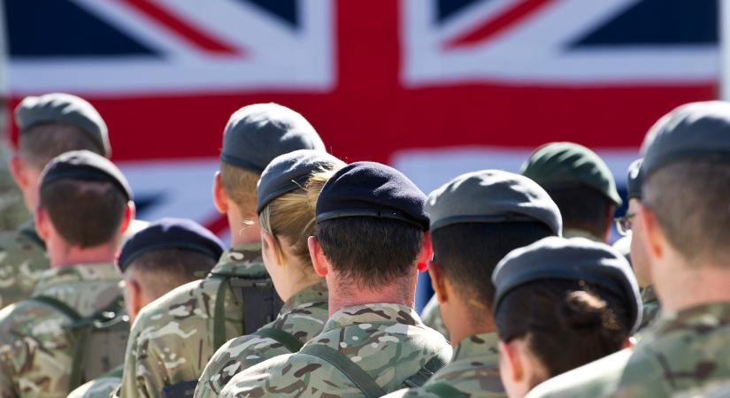 London kész védeni Ukrajna légterét és tengeri határait, de nem küld katonákat a frontra