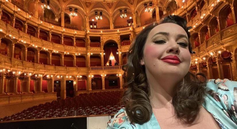 Állami elismeréssel jutalmazták a kecskeméti opera-énekesnőt