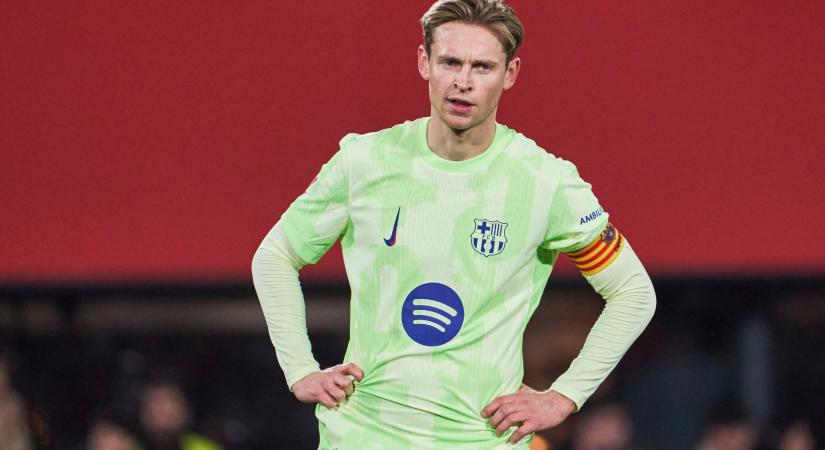 Váratlan fordulat Frenkie de Jong jövőjében