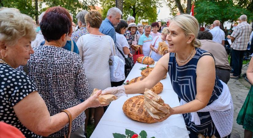 Ezeréves üzenet Erdély szívében – Így ünnepelt a magyarság Sepsiszentgyörgyön