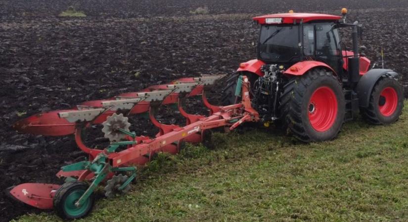 Visszatér a Zetor: így hódítaná vissza a piacot a 6-os sorozat VIDEÓ