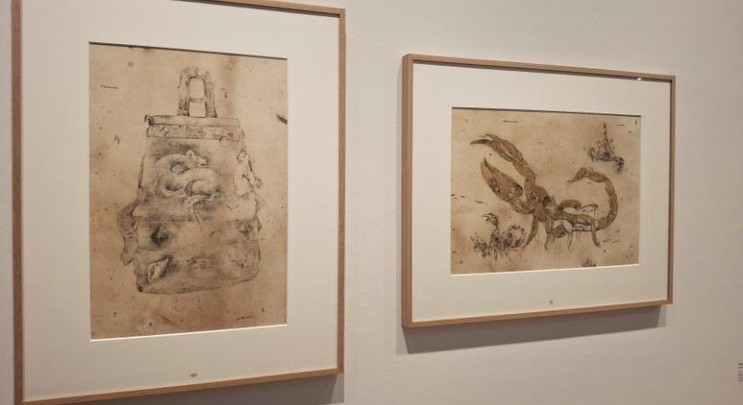 Damien Hirst megmutatja a jövőt a rajzaival