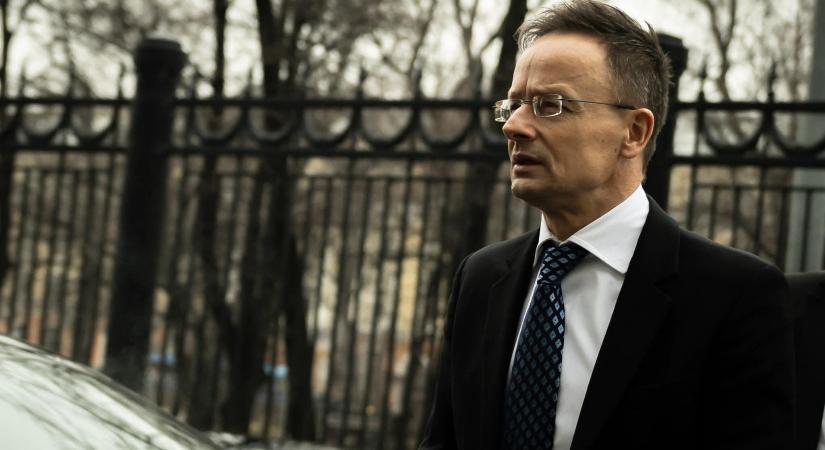 Szijjártó: “Ilyen telefonbeszélgetés nem volt. Pont”