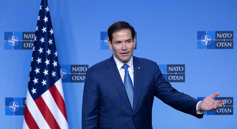 Megint nekiment a Nemzetközi Büntetőbíróságnak Trump