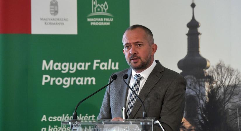Gyopáros Alpár: „Magyar Péter ígért egy nagy adaggal kevesebbet annál, mint ami ma elérhető a falvak számára”