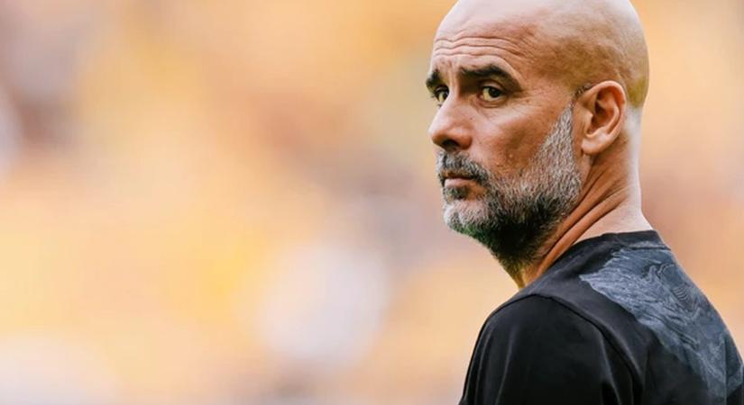 Pep Guardiola mosolyog, óriási szerződést hoz össze a Manchester City