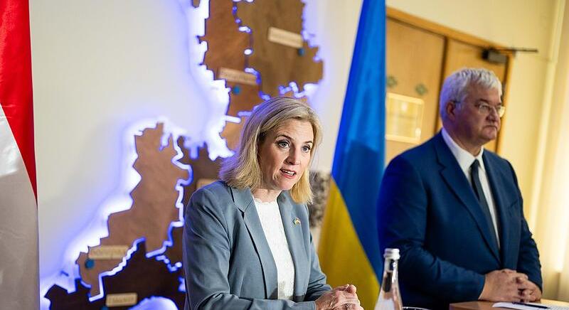 Osztrák külügyminiszter Odesszában: véget kell vetni az ukrajnai vérontásnak
